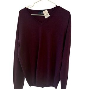J. Crew Men's Deep Purple V-Neck Sweater 100 percent merino wool NWT size large
